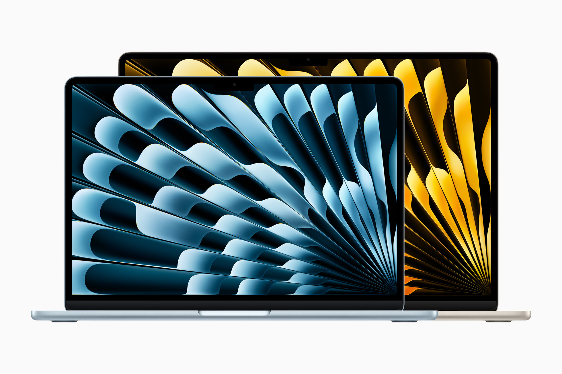 The two sizes of MacBook Air siode-by-side